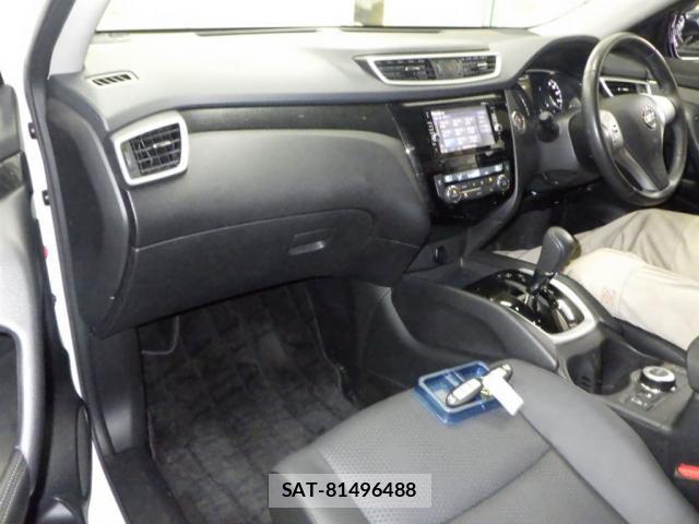 Nissan X-TRAIL 2017-06 8648973-2