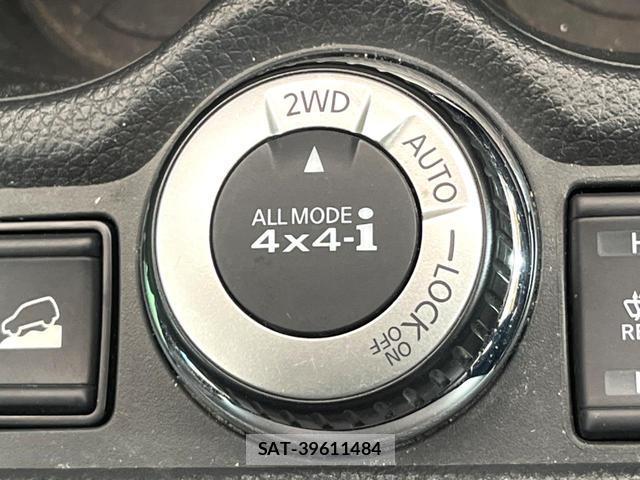 Nissan X-TRAIL 2017-09 8649326-4