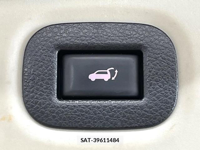 Nissan X-TRAIL 2017-09 8649326-5