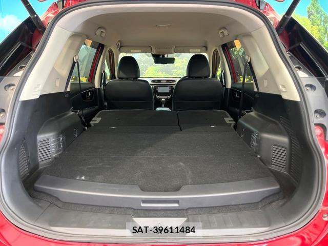 Nissan X-TRAIL 2017-09 8649326-9