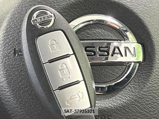 Nissan X-TRAIL 2019-09 8650748-5