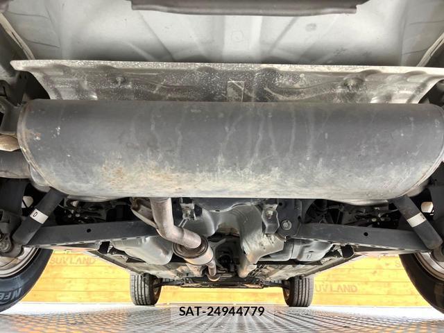 Nissan X-TRAIL 2015-05 8651105-18