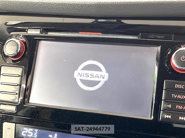 Nissan X-TRAIL 2015-05 8651105-2