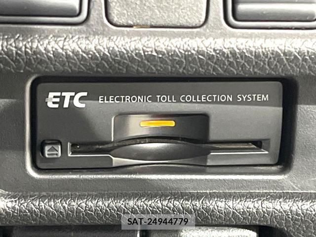 Nissan X-TRAIL 2015-05 8651105-6