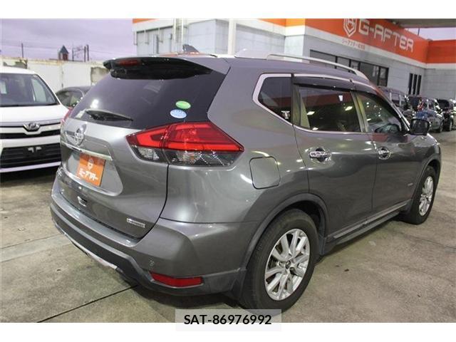 Nissan X-TRAIL 2018-07 8651916-12