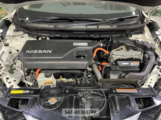 Nissan X-TRAIL 2015-10 8652163-18