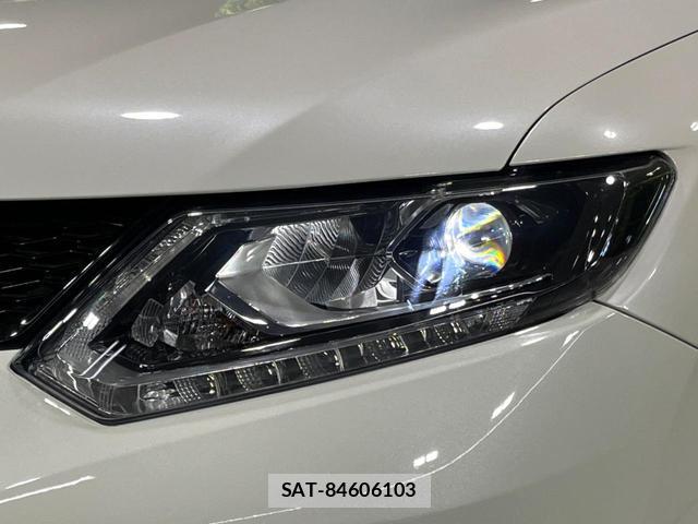 Nissan X-TRAIL 2016-02 8652270-12