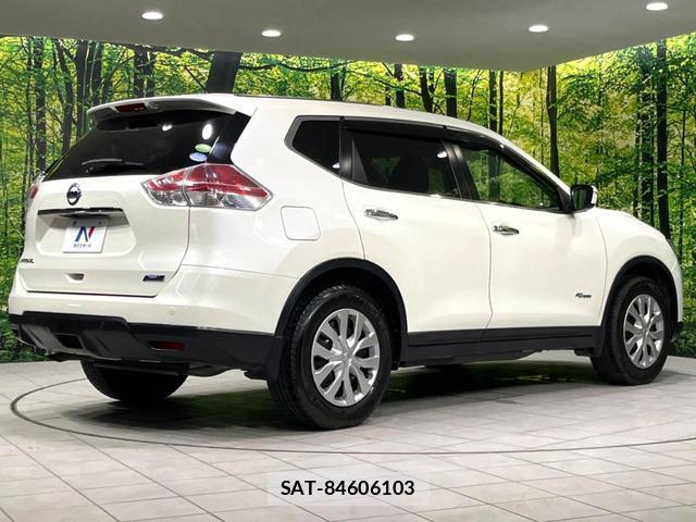 Nissan X-TRAIL 2016-02 8652270-17