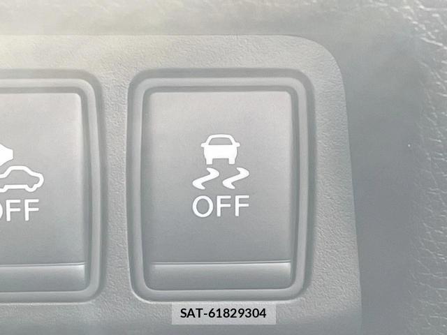 Nissan X-TRAIL 2015-06 8652536-4