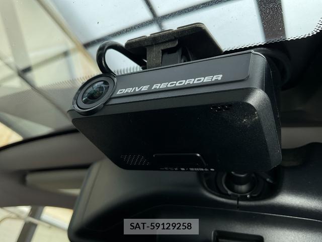 Nissan X-TRAIL 2017-08 8652721-14