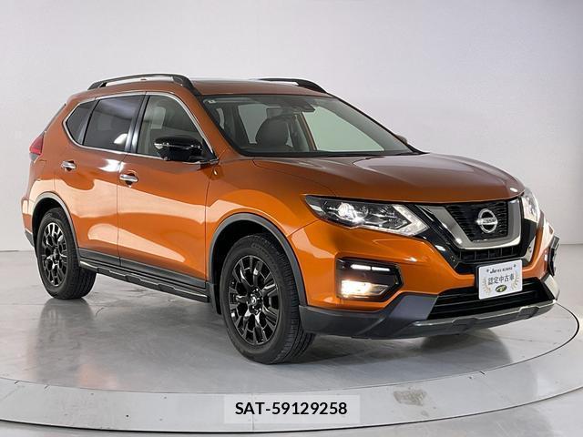 Nissan X-TRAIL 2017-08 8652721-7