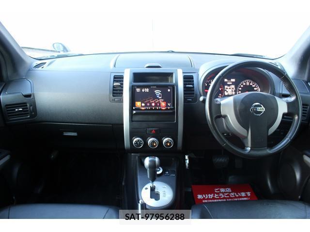 Nissan X-TRAIL 2014-06 8652863-4