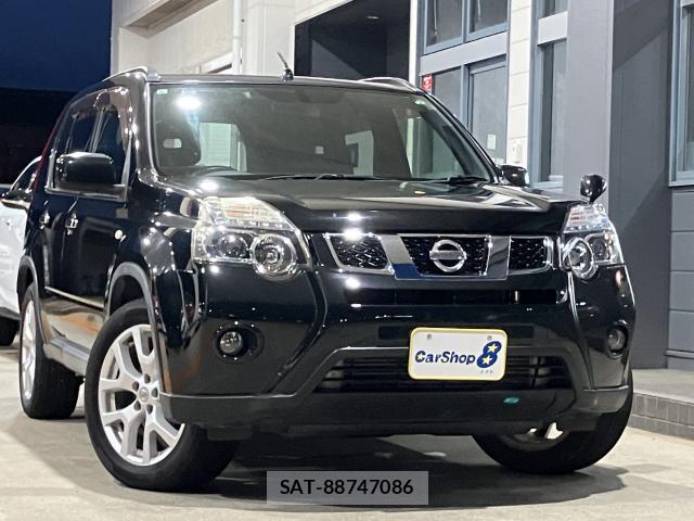 Nissan X-TRAIL 2011-08 8653009-0