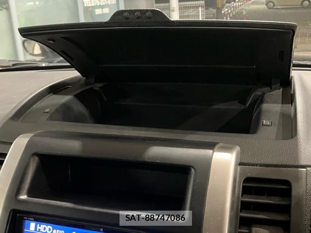 Nissan X-TRAIL 2011-08 8653009-12