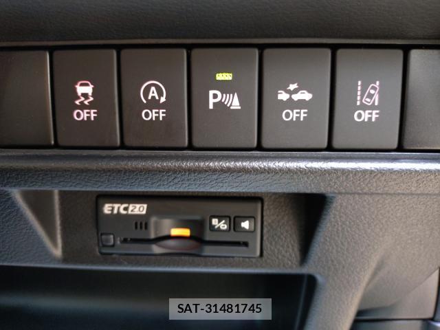 Suzuki X BEE 2021-05 8646864-17
