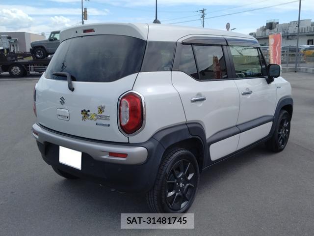 Suzuki X BEE 2021-05 8646864-2