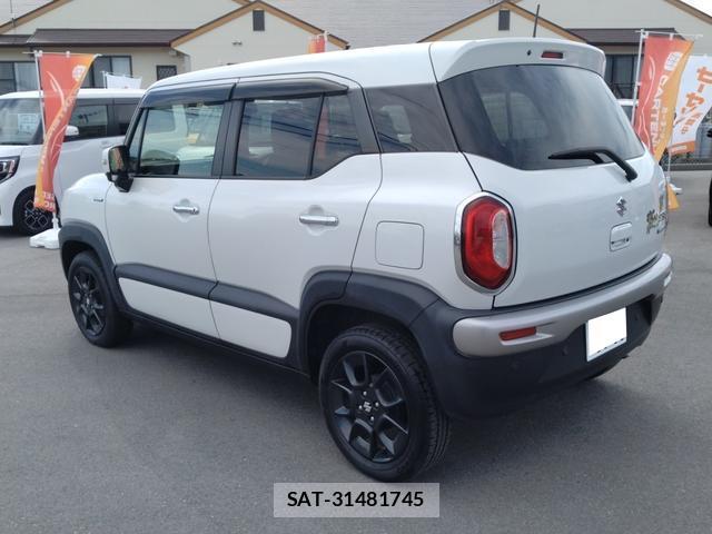 Suzuki X BEE 2021-05 8646864-3