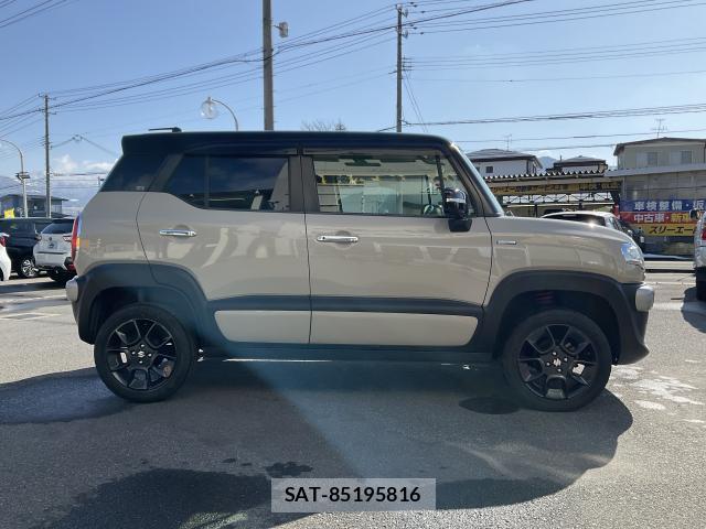 Suzuki X BEE 2018-12 8647119-4