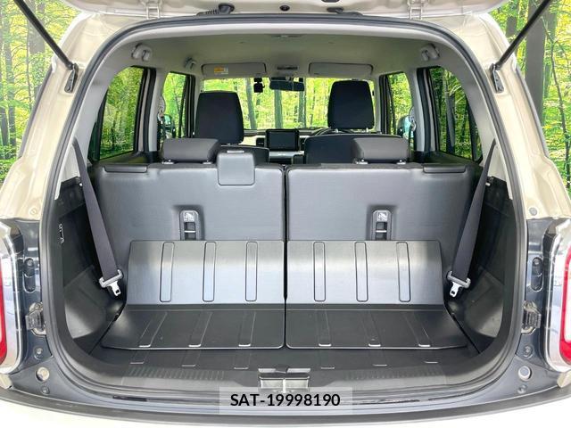 Suzuki X BEE 2018-02 8651564-9