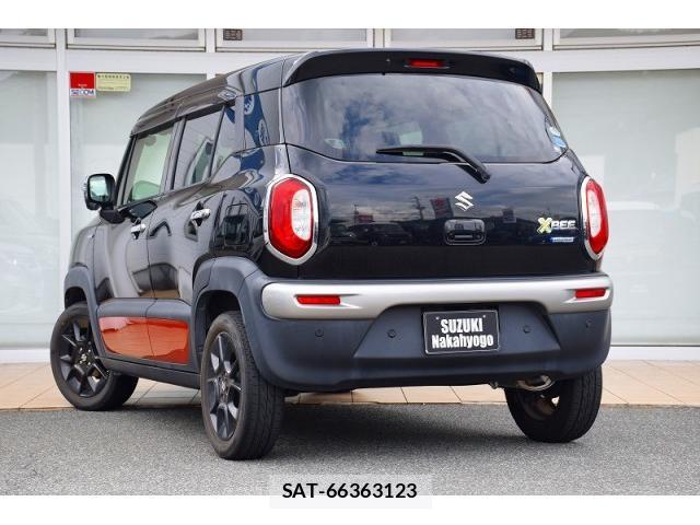 Suzuki X BEE 2018-02 8652530-1