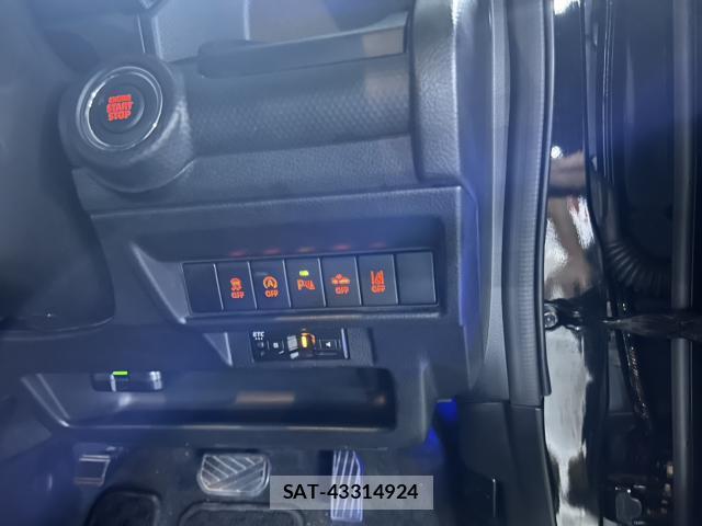 Suzuki X BEE 2023-11 8652817-16