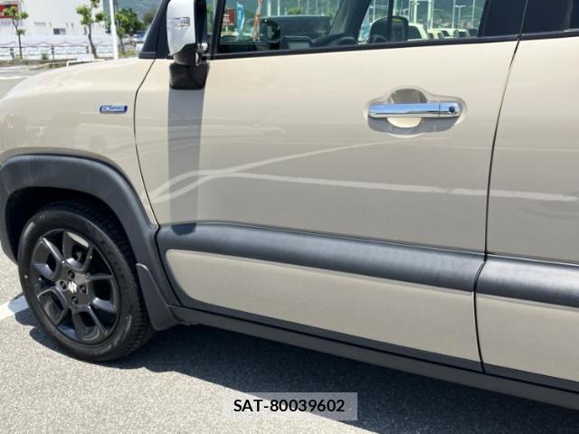 Suzuki X BEE 2018-04 8653796-5