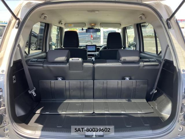 Suzuki X BEE 2018-04 8653796-7