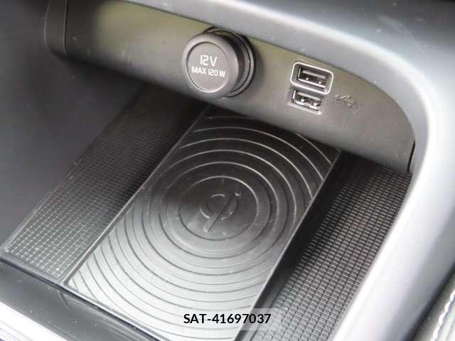 Volvo XC40 2018-04 8646787-8