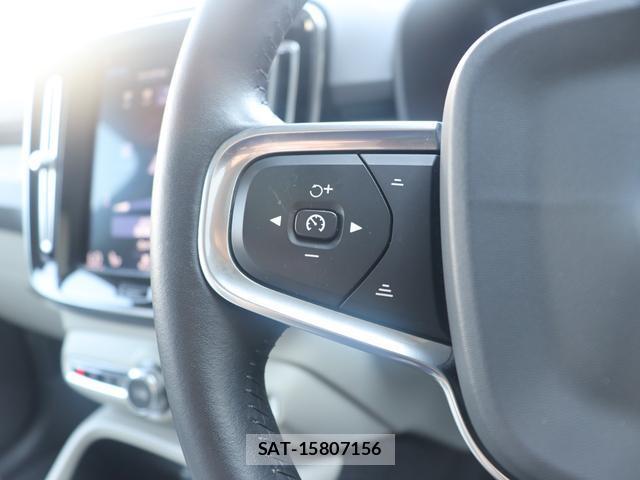 Volvo XC40 2020-09 8648014-13