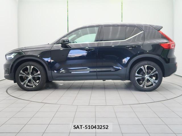 Volvo XC40 2021-06 8648312-17