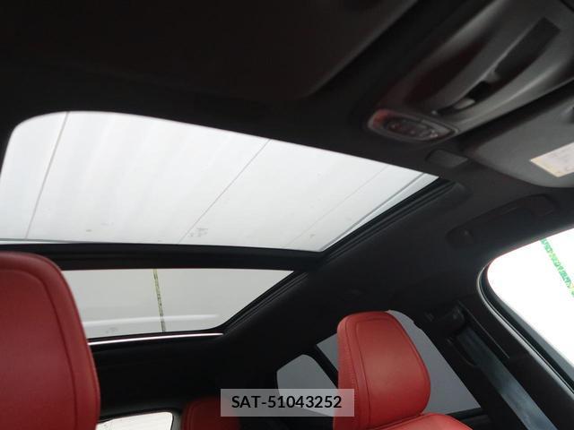Volvo XC40 2021-06 8648312-4