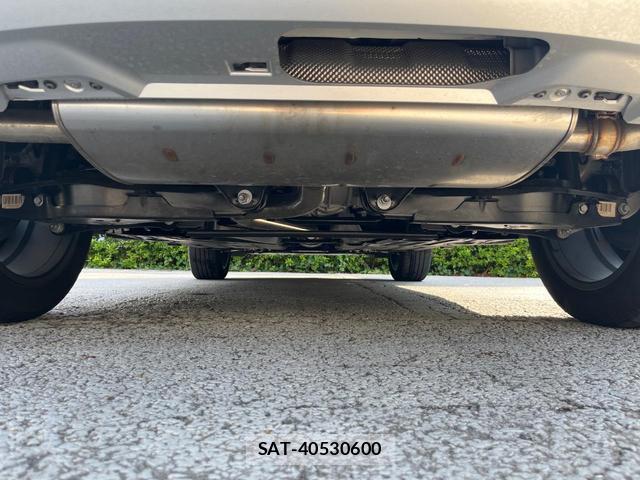 Volvo XC40 2023-09 8649902-18