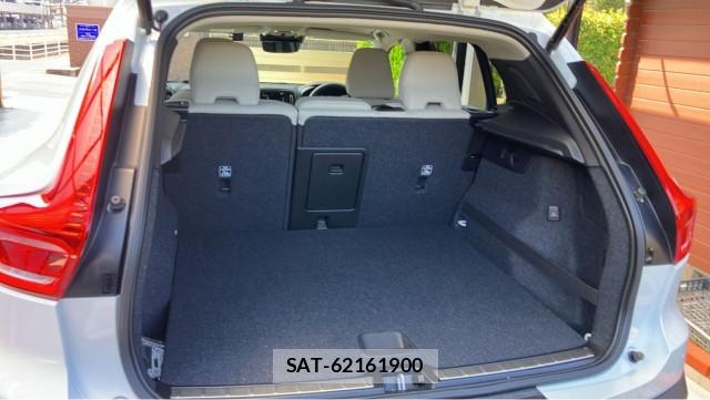 Volvo XC40 2021-02 8651259-17