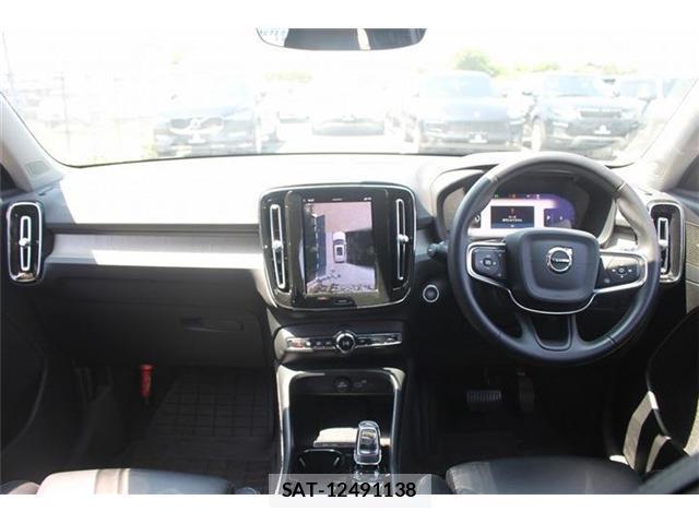 Volvo XC40 2023-05 8651913-1