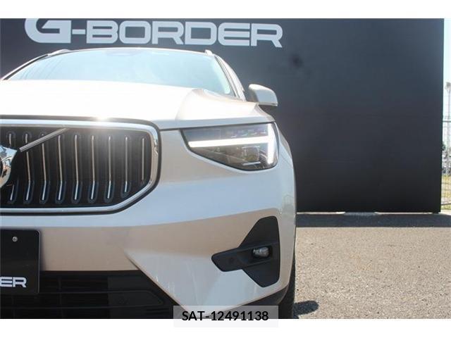 Volvo XC40 2023-05 8651913-10