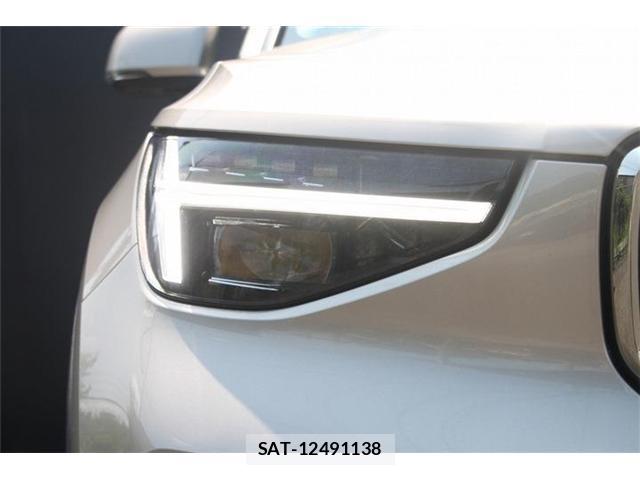 Volvo XC40 2023-05 8651913-13