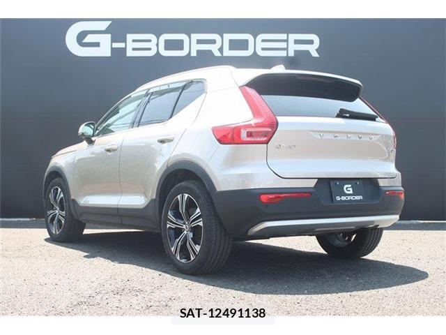 Volvo XC40 2023-05 8651913-16