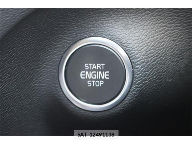 Volvo XC40 2023-05 8651913-7