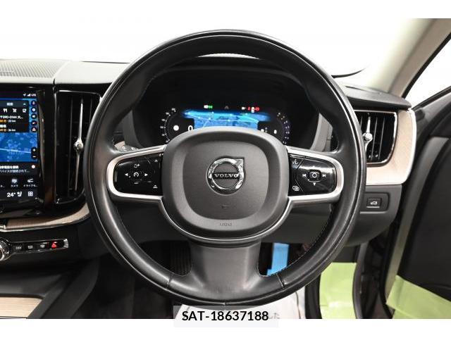 Volvo XC60 2021-10 8647917-3