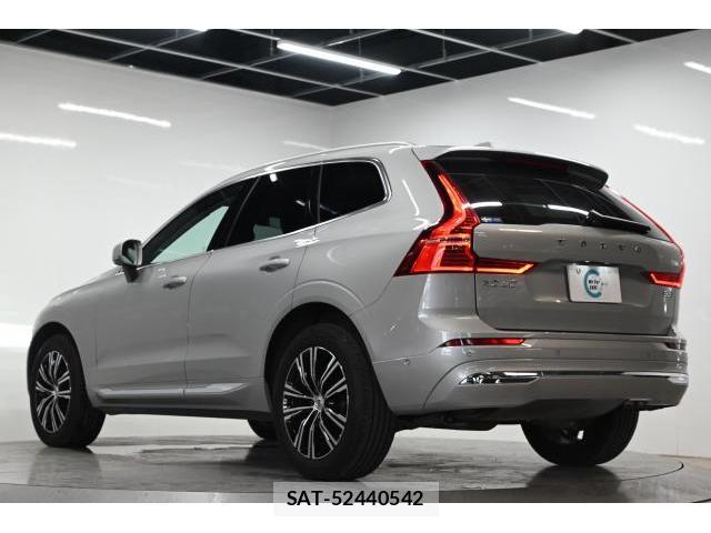 Volvo XC60 2022-01 8647919-1
