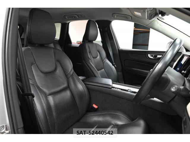 Volvo XC60 2022-01 8647919-12