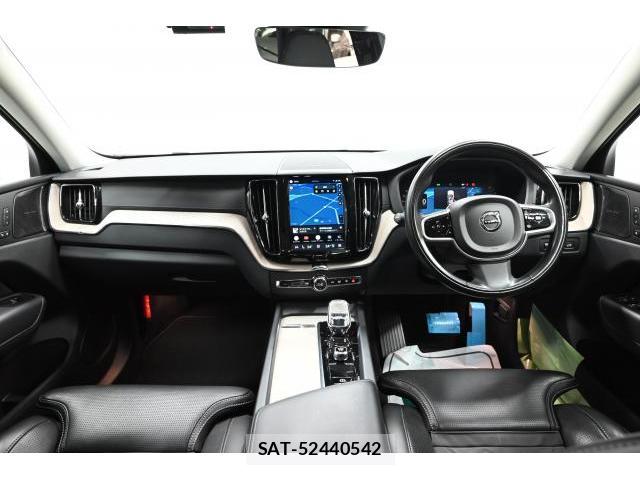 Volvo XC60 2022-01 8647919-2