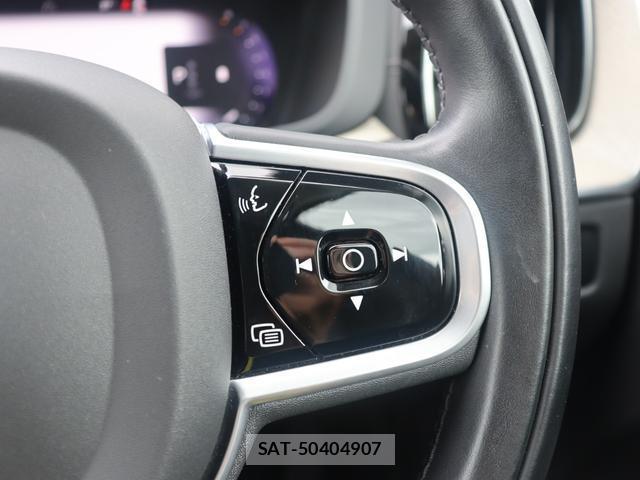 Volvo XC60 2021-12 8648007-14