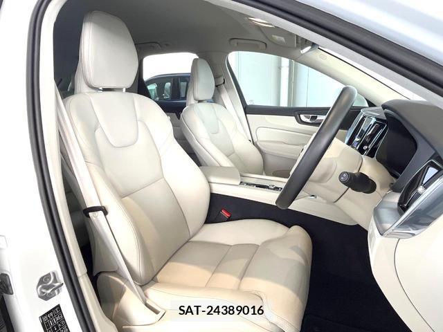 Volvo XC60 2022-01 8649590-11