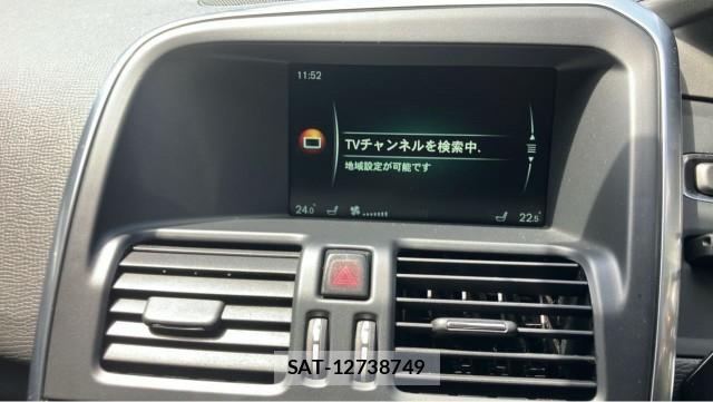 Volvo XC60 2016-01 8651256-4