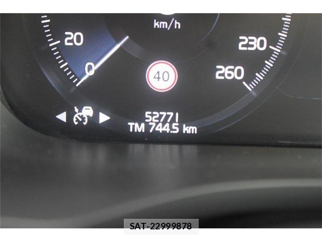 Volvo XC60 2021-06 8651909-19