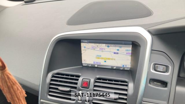 Volvo XC60 2014-02 8652760-15