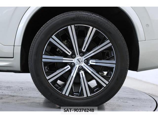 Volvo XC90 2022-03 8647915-19