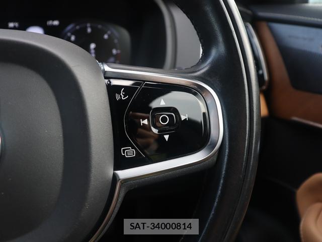 Volvo XC90 2020-10 8648016-14