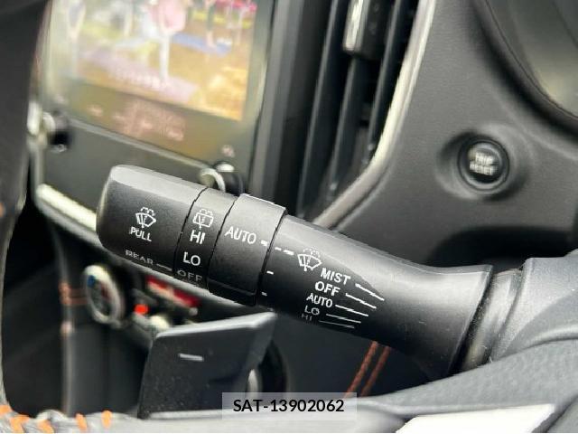 Subaru XV HYBRID 2021-10 8649397-8
